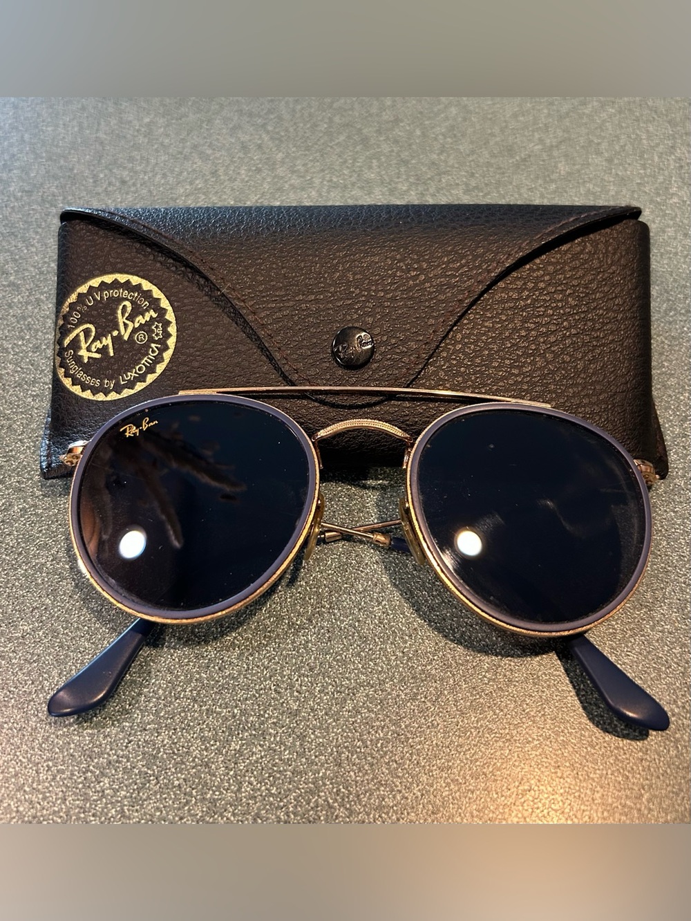 Ray-Ban Round Metal Sunglasses — Navy Lenses & Gold Frame